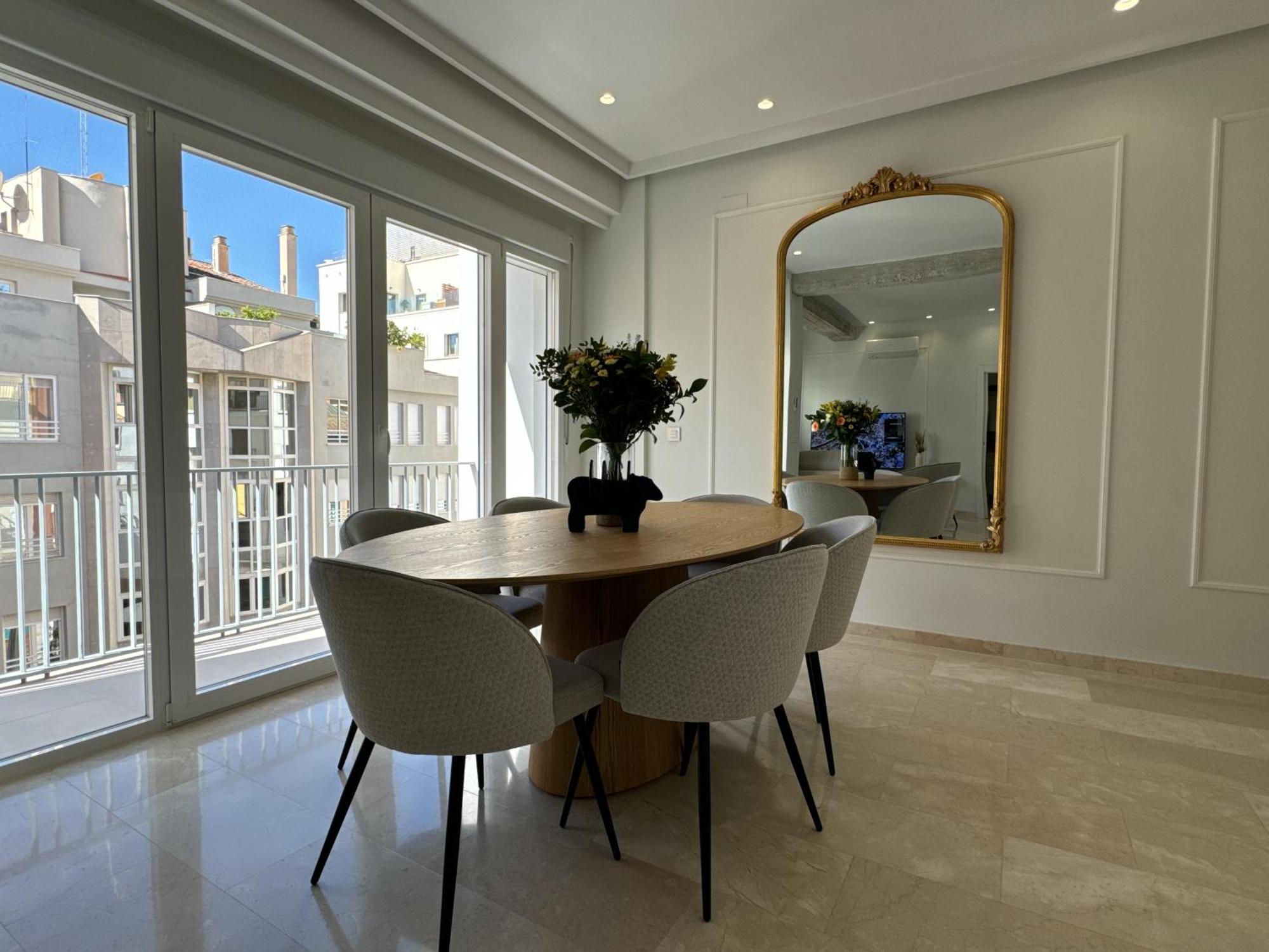 Navas 202 Elegant Suite Гранада Экстерьер фото